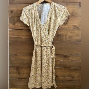 Women’s Floral Wrap Dress